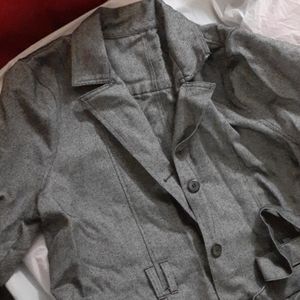 light knee/thight length spring jacket